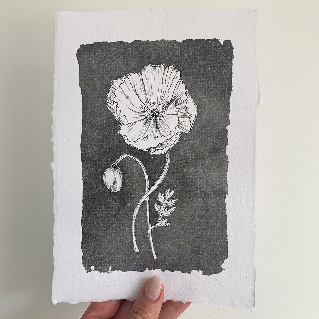 Monochromatic love - Poppy
